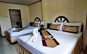Natacha Hotel